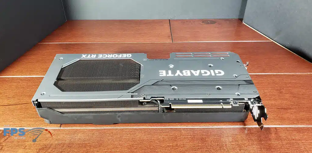 GIGABYTE GeForce RTX 4070 Ti GAMING OC: vard-backplate, downside