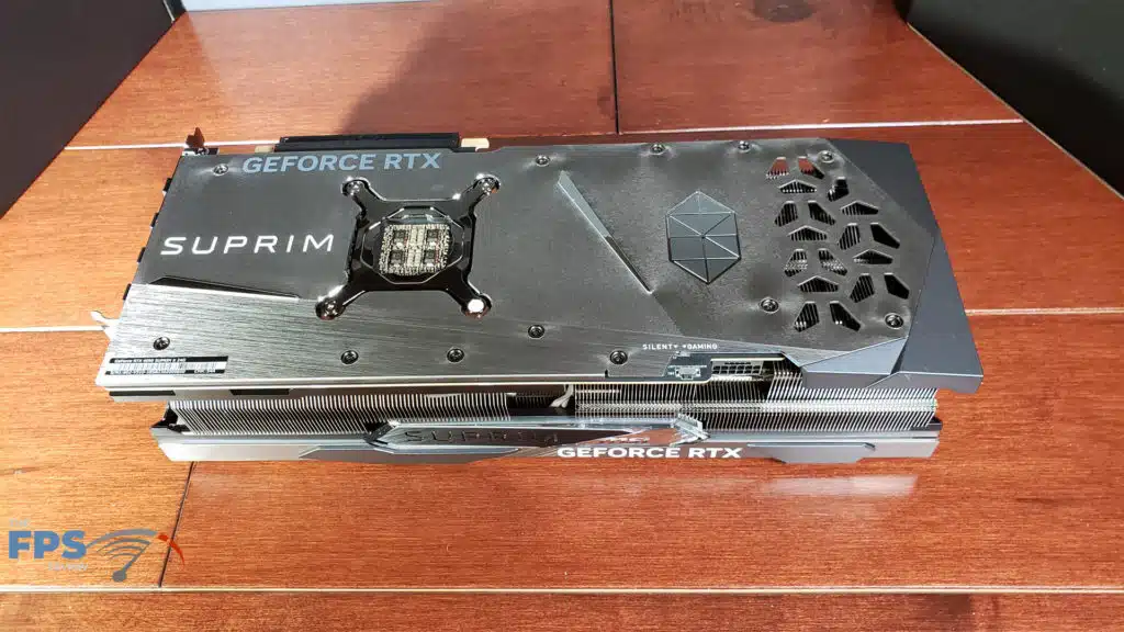 MSI GeForce RTX 4090 SUPRIM X: backplate