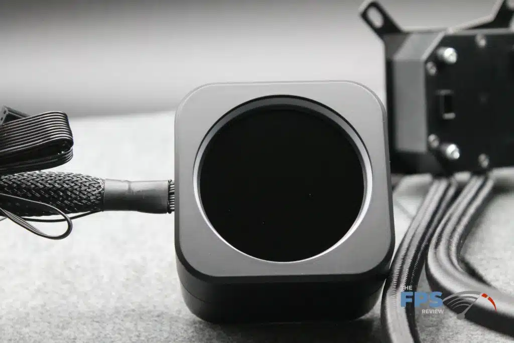 CORSAIR H170i ELITE LCD screen component
