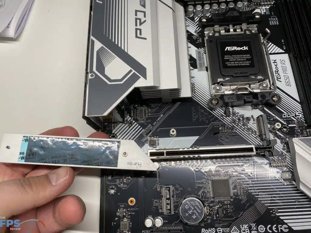 ASRock B650 Pro RS PCIe M2 slot heat sink photo
