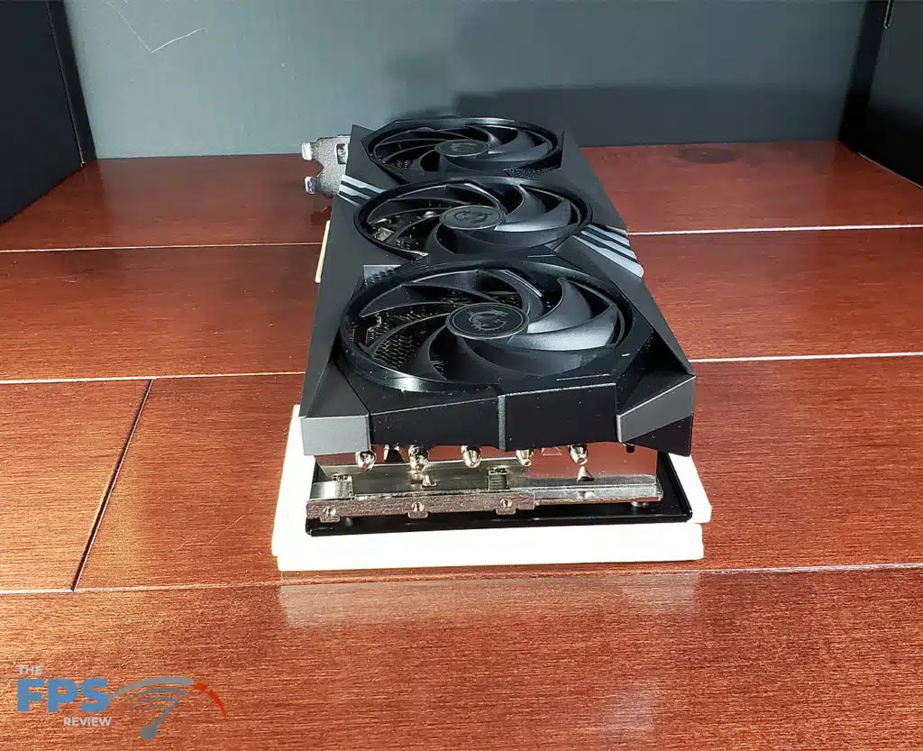 MSI GeForce RTX 4070 GMING X Trio 12G : card, rear