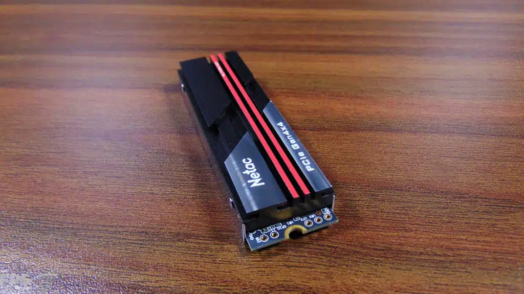 Netac NV7000 2TB PCIe Gen4 M.2 NVMe SSD Top