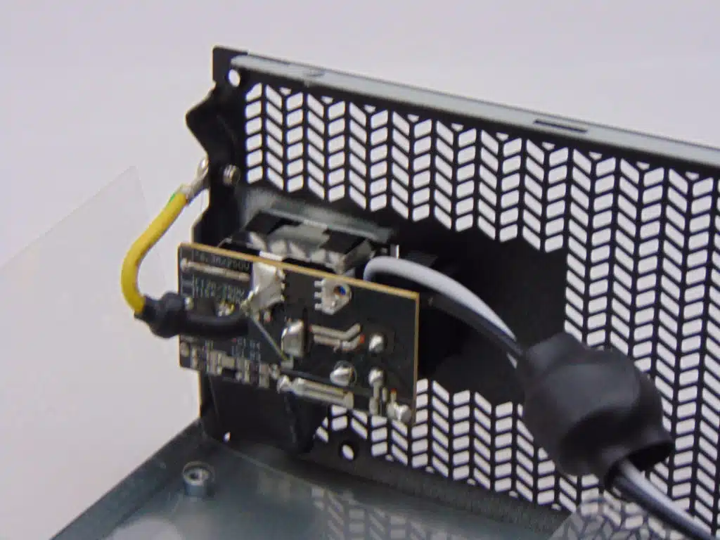 Cooler Master XG PLUS 850 Platinum input filtering on housing