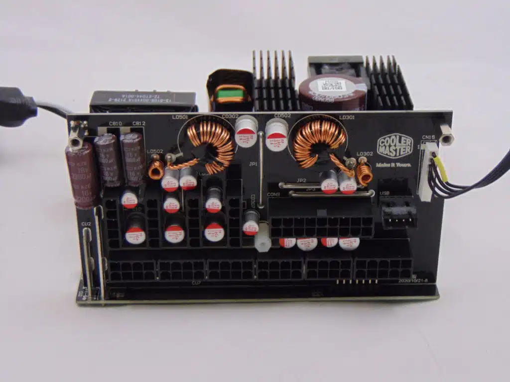 Cooler Master XG PLUS 850 Platinum modular connector PCB and DC-DC VRMs
