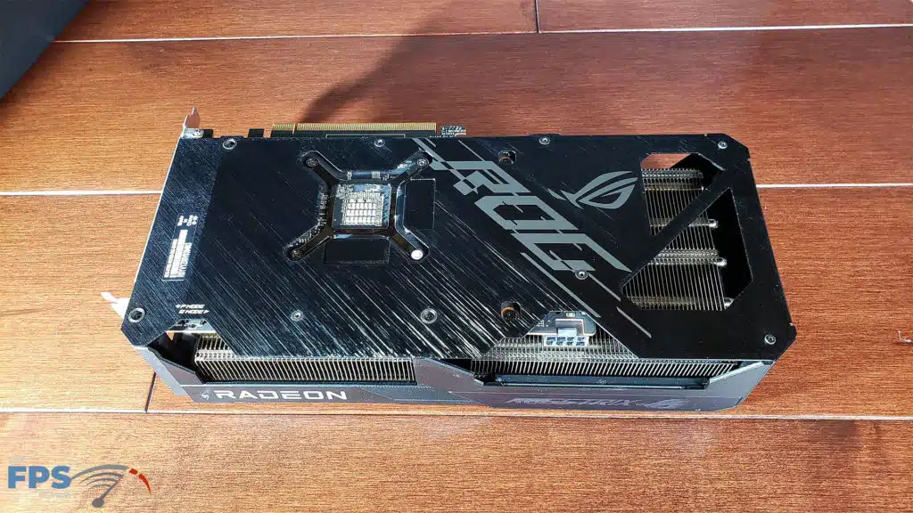 ASUS ROG Strix Radeon RX 7600 OC Edition: card backplate
