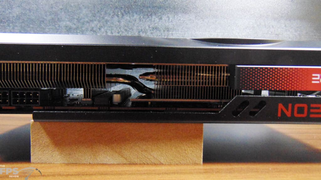 SAPPHIRE PULSE Radeon RX 7700 XT GAMING 12GB Closeup of Heatsink Top Edge