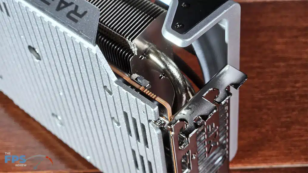 XFX SPEEDSTER MERC 319 RX 7800 XT Black: BIOS switch