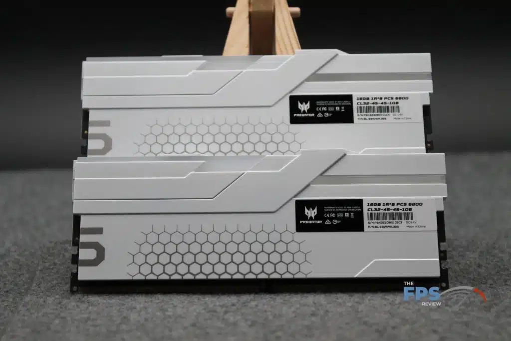 Acer Predator Hermes 6800MHz memory kit rear view