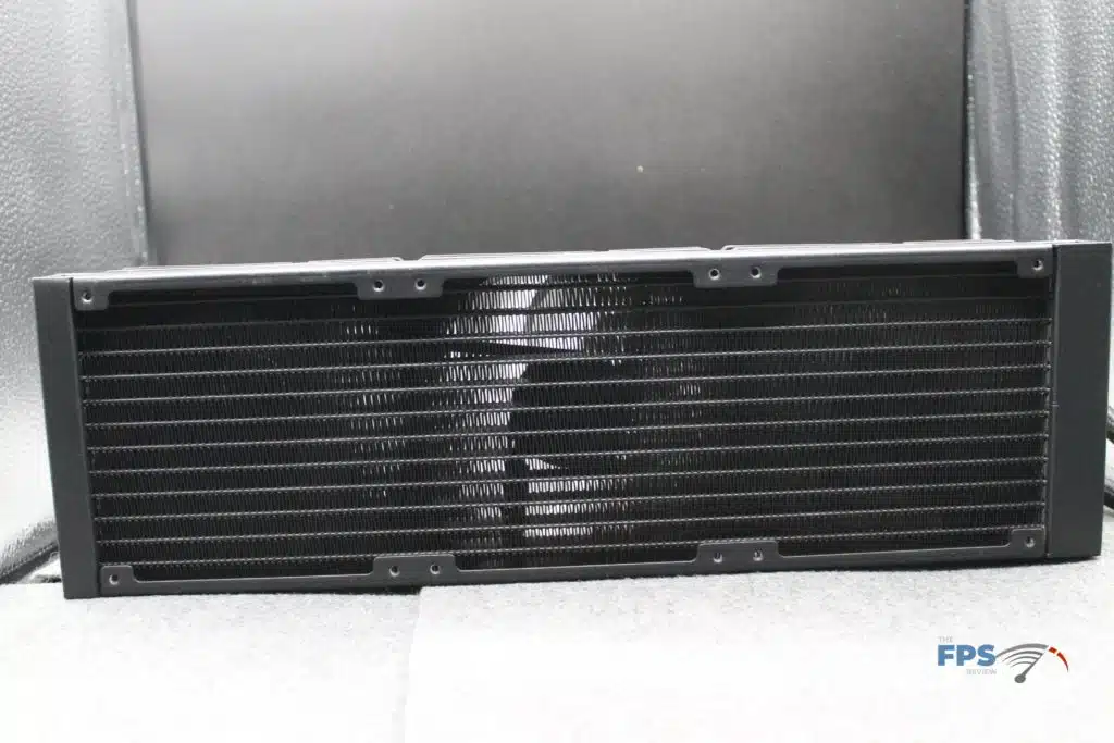 Cooler Master MASTERLIQUID 360 ATMOS rear radiator view
