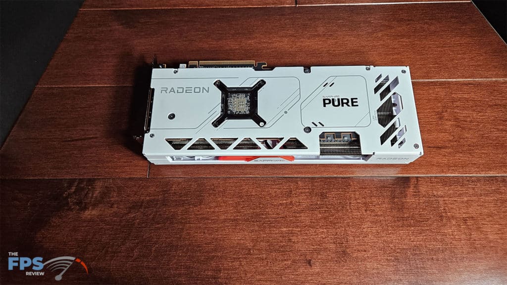 SAPPHIRE PURE Radeon RX 7700 XT GAMING OC: card backplate