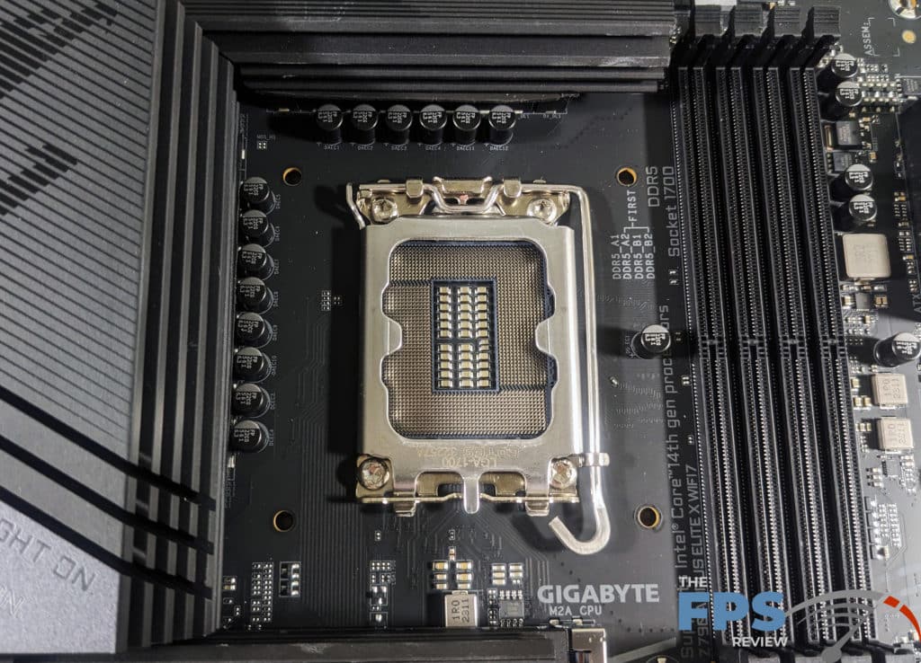 GIGABYTE AORUS Z790 ELITE X WiFi7 motherboard CPU socket / VRM 2.