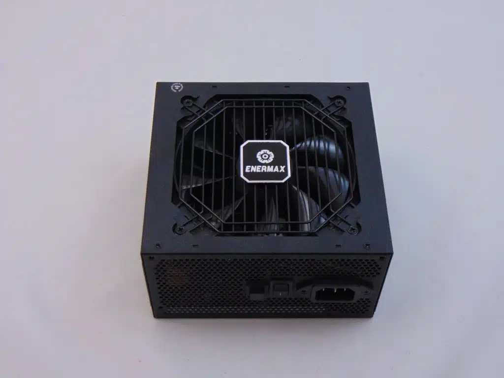 Enermax REVOLUTION D.F. X 1050W top