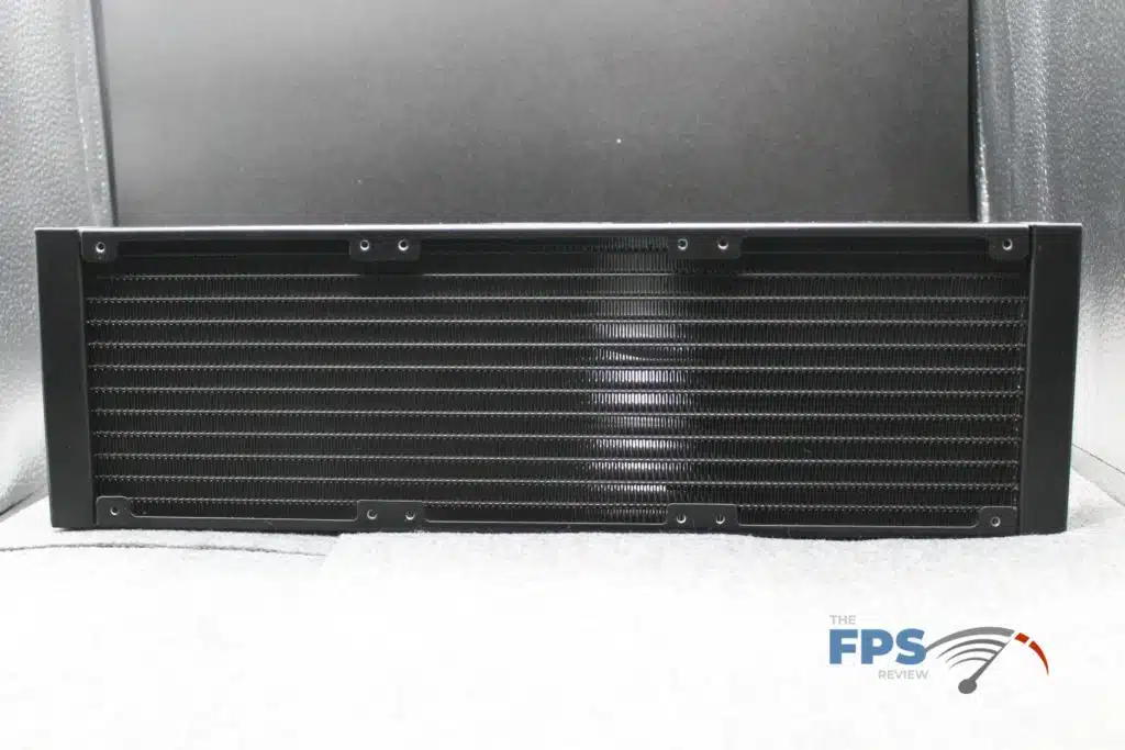 Enermax LIQMAXFLO 360mm radiator rear