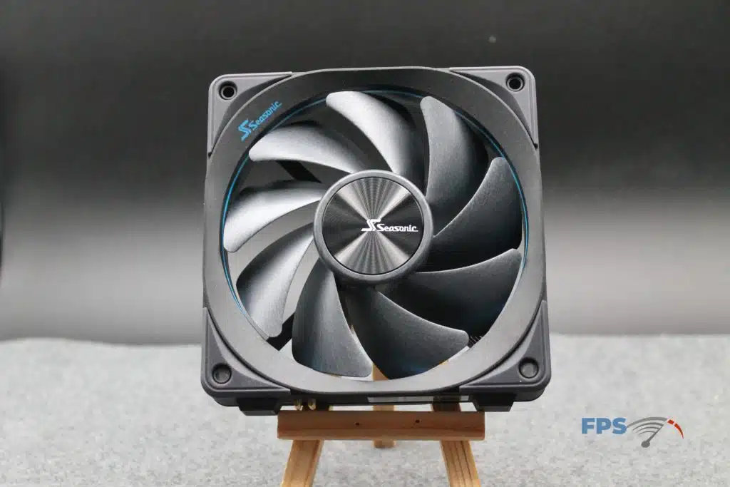 Seasonic Magflow single fan front view