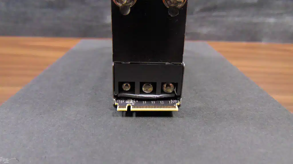 MSI SPATIUM M570 PRO FROZR 2TB PCIe Gen5 M.2 NVMe SSD Closeup of Heatpipes
