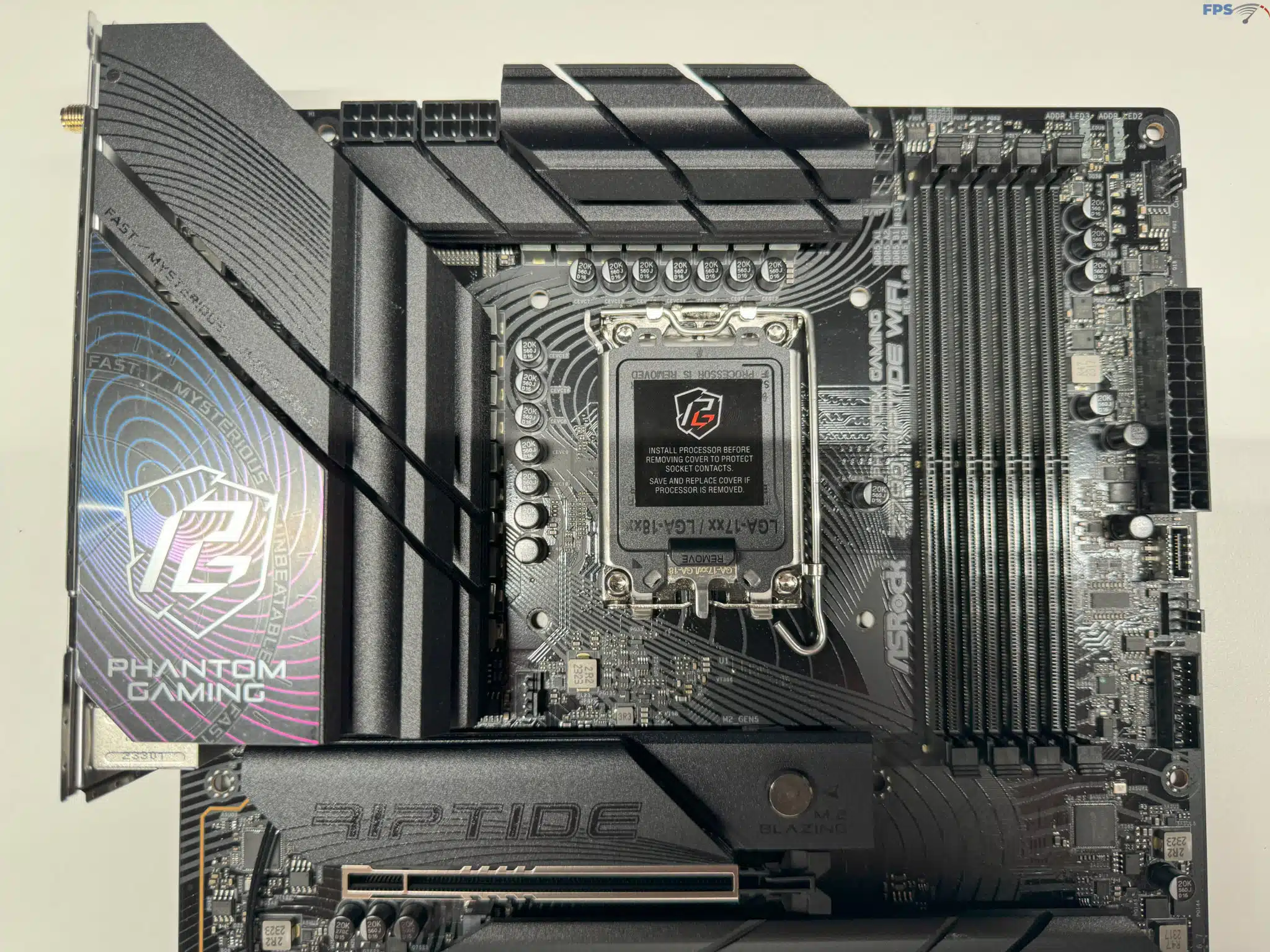 ASRock Phantom Gaming Z790 RIPTIDE WIFI Motherboard Review
