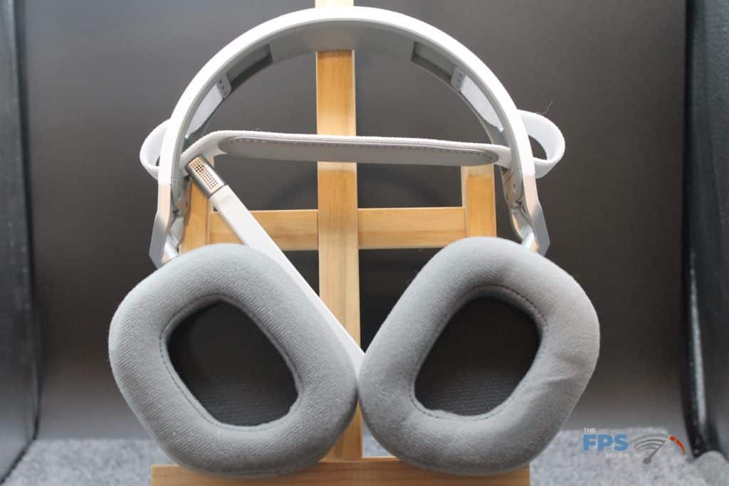 CORSAIR HS80 MAX headset inside earcup view