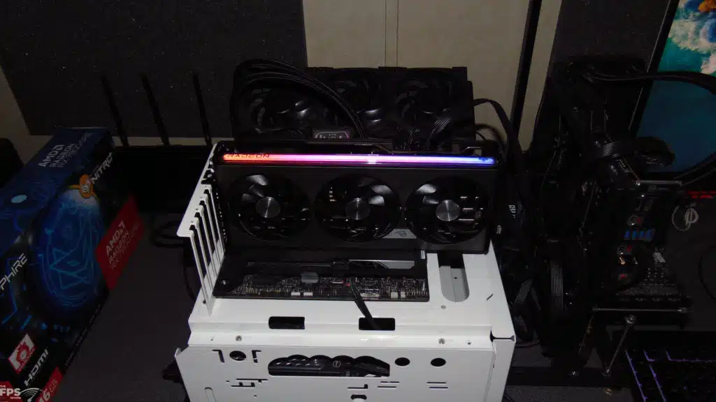 SAPPHIRE NITRO+ RX 7900 GRE 16GB Gaming OC RGB