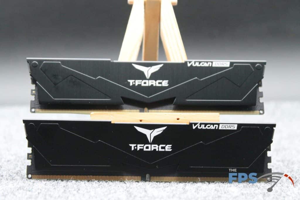 T-FORCE VULCAN DDR5 32GB (2x16GB) 6400MHz Memory sticks front view