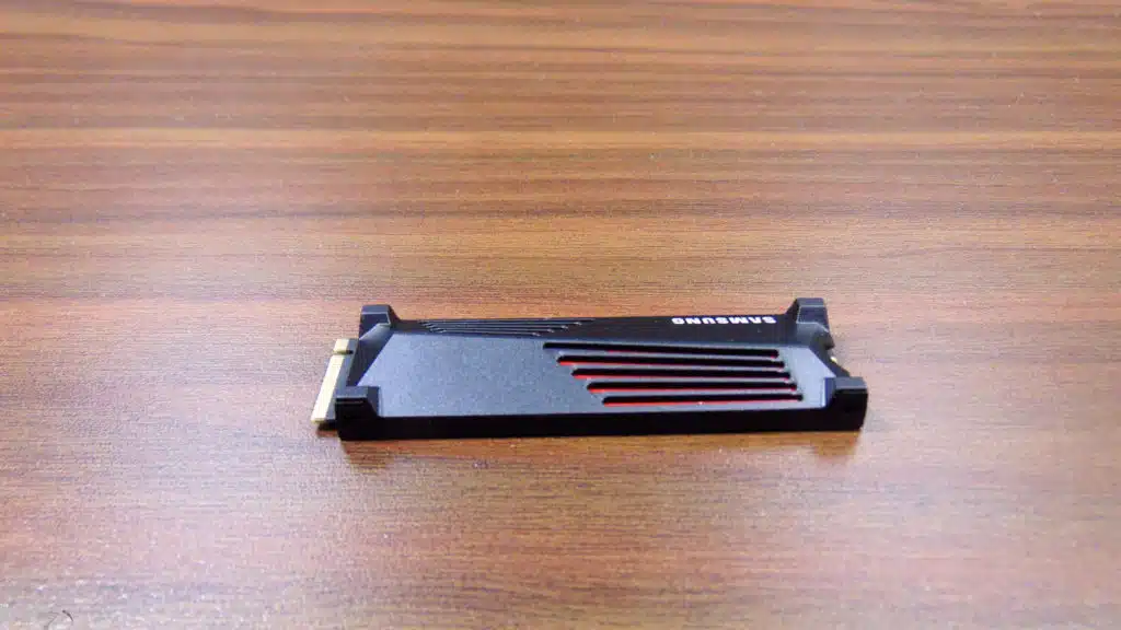 Samsung 990 PRO with Heatsink 1TB PCIe Gen4 M.2 NVMe SSD Top View