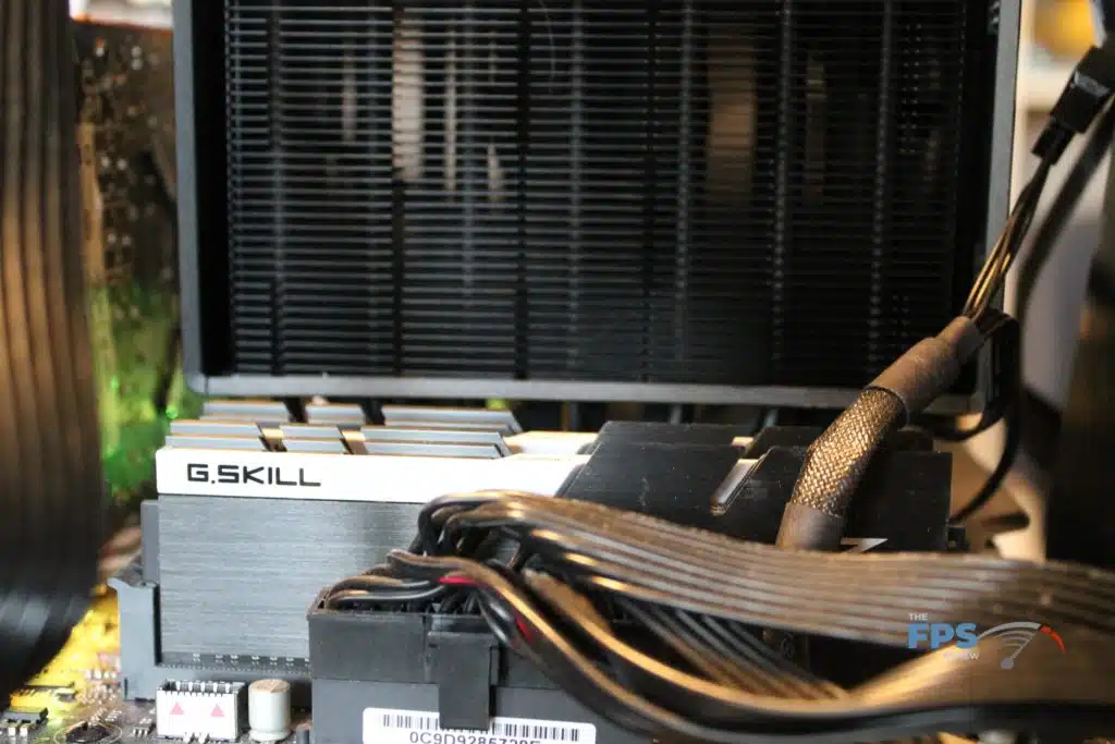 DeepCool Assassin 4S installed ram clearance view