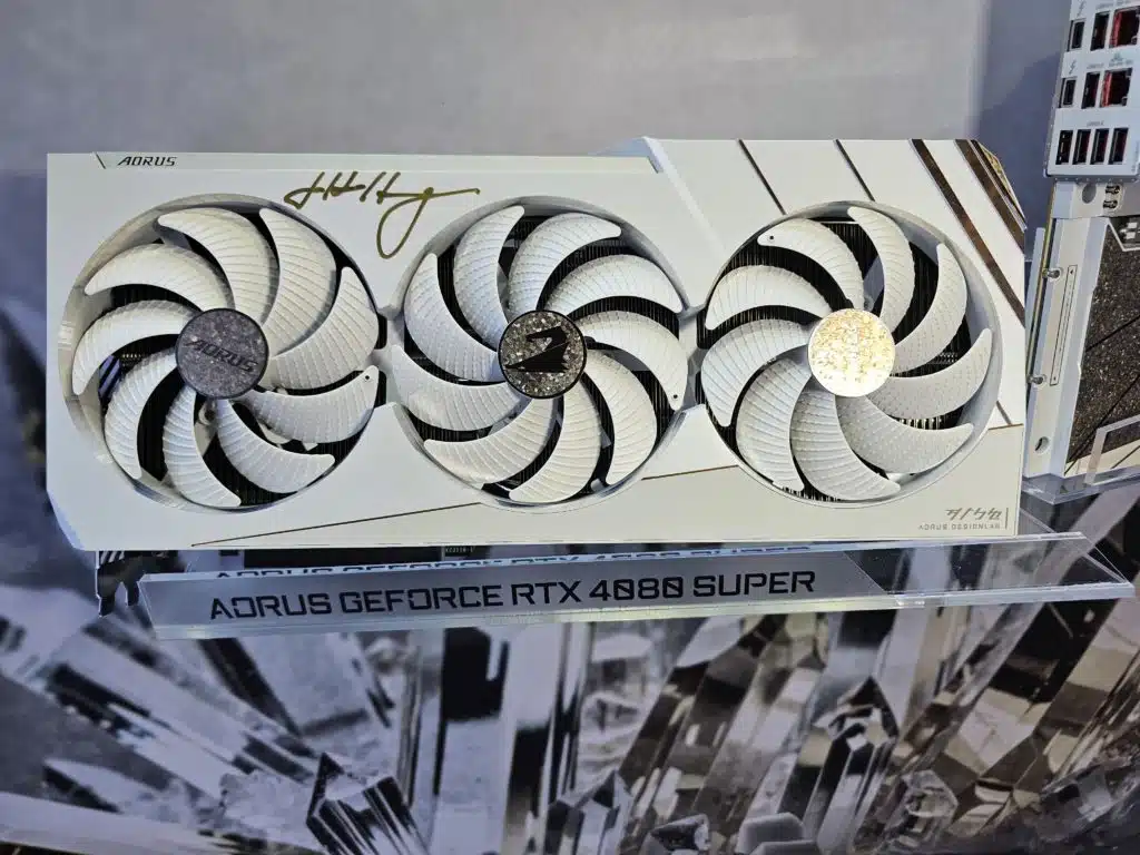 GIGABYTE AORUS GeForce RTX 4080 SUPER with Jensen Huang's Signature