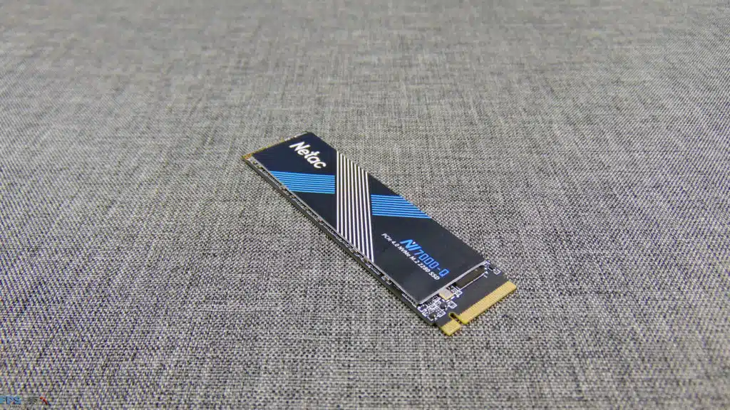 Netac NV7000-Q 1TB PCIe Gen4 M.2 NVMe SSD Top View Angled