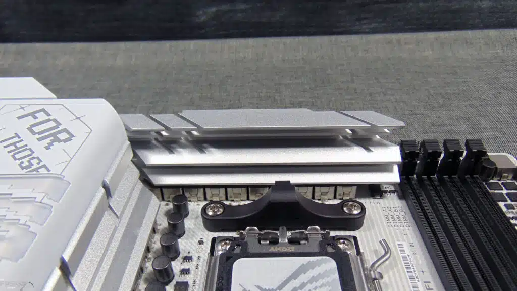 ASUS ROG STRIX X870-A GAMING WiFi Motherboard VRM