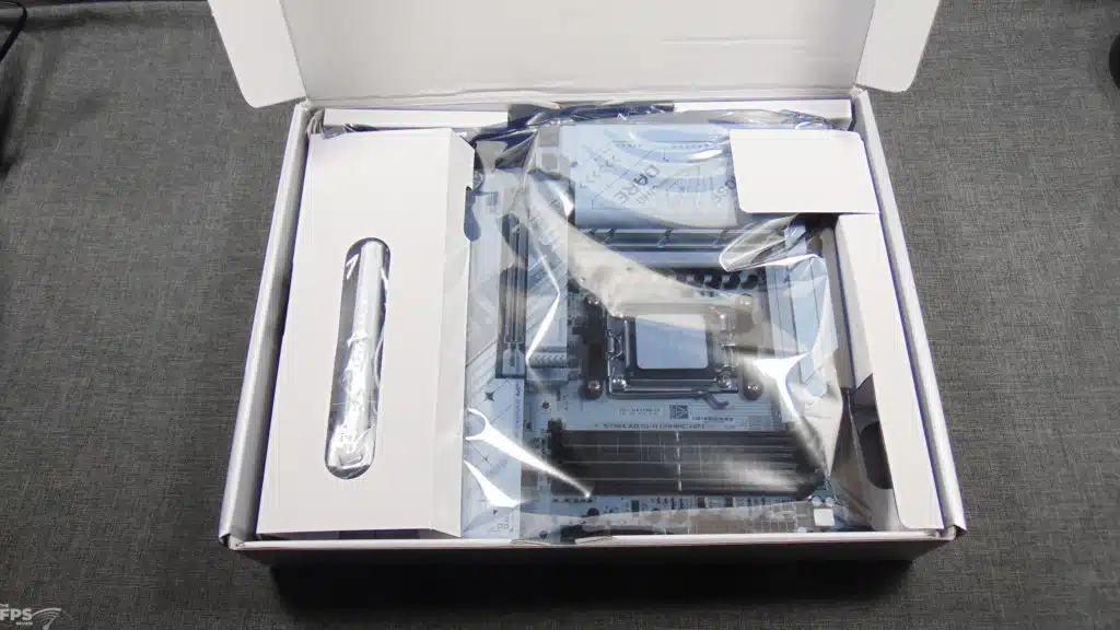 ASUS ROG STRIX X870-A GAMING WiFi Motherboard Box Contents