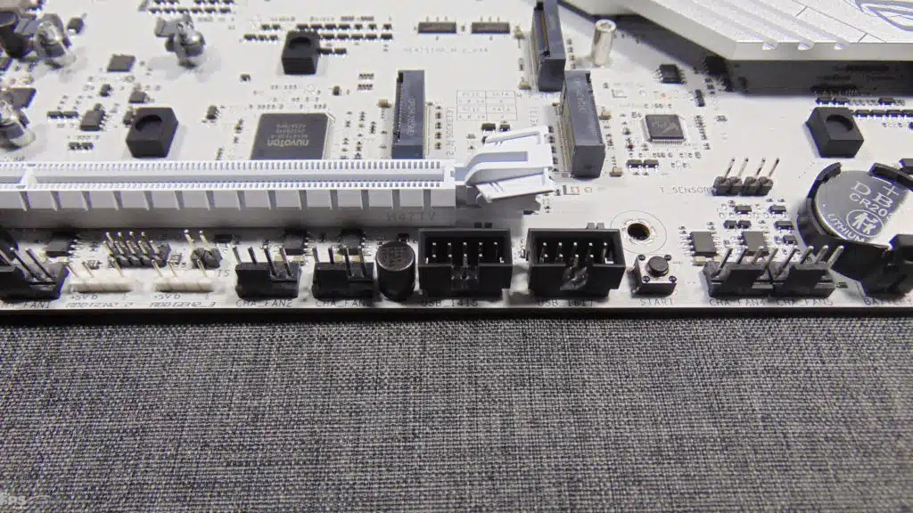 ASUS ROG STRIX X870-A GAMING WiFi Motherboard I/O