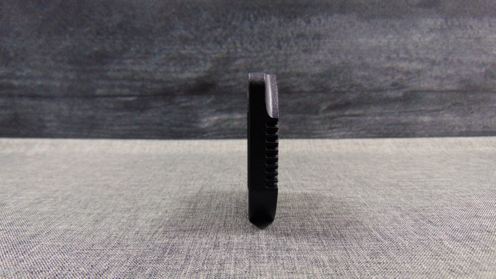 MSI DATAMAG 20Gbps Magnetic Portable SSD Side Profile View