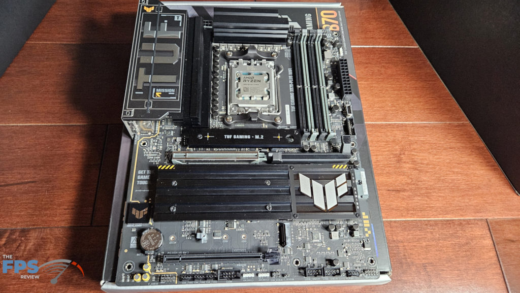 ASUS TUF GAMING X870-Plus WiFi motherboard: board with cpu installed
