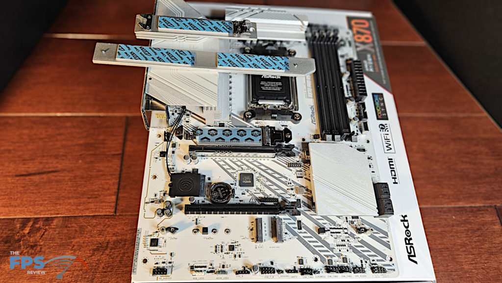ASRock X870 Pro RS WiFi motherboard: M.2 heatsinks removed