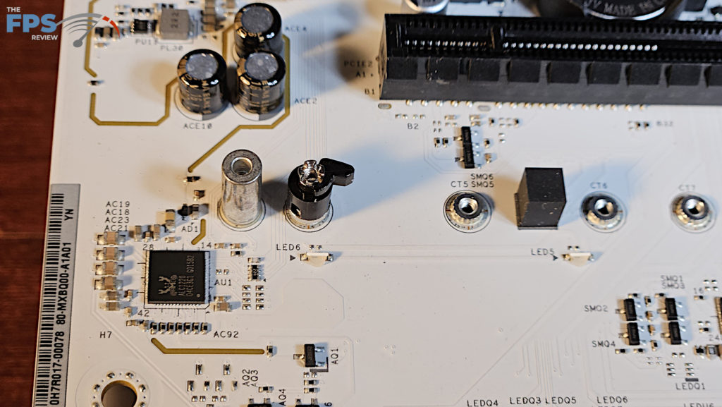 ASRock X870 Pro RS WiFi motherboard: M.2 quick latch