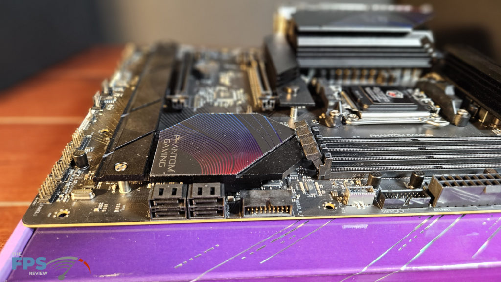 ASRock Phantom Gaming X870 RIPTIDE WiFi: SATA 6G