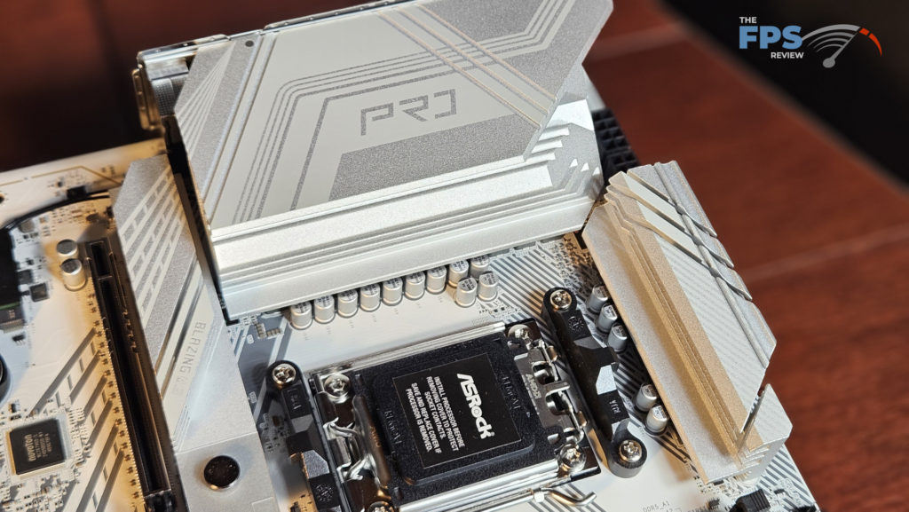 ASRock X870 Pro RS WiFi motherboard: I/O heatsink