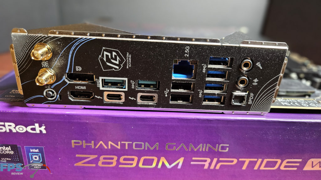ASRock Phantom Gaming Z890M WiFi: I/O panel