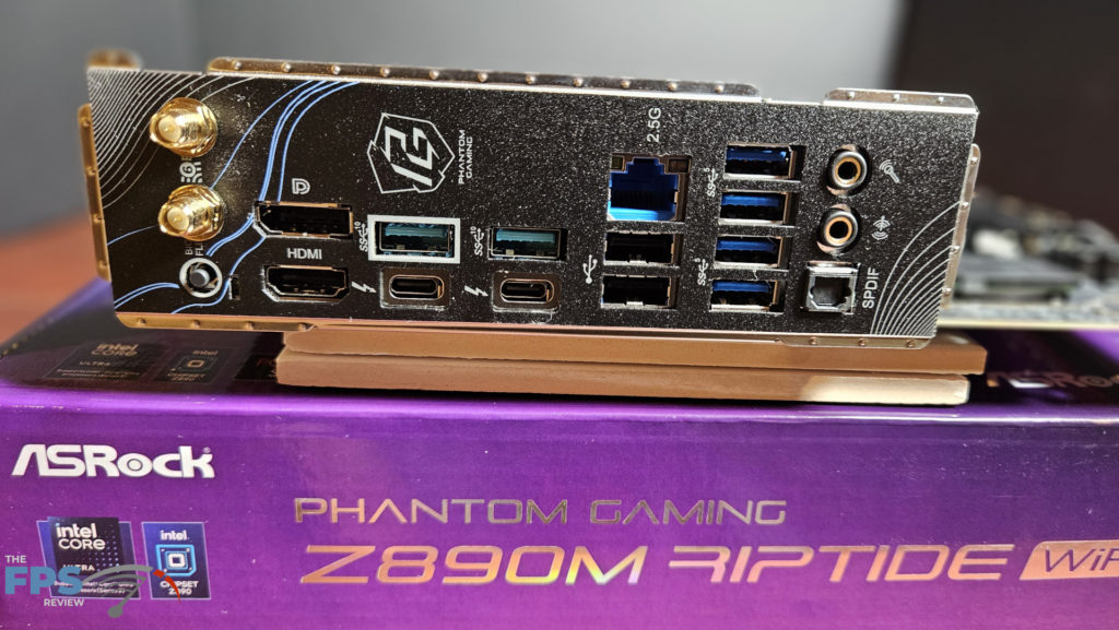 ASRock Phantom Gaming Z890M WiFi: I/O panel