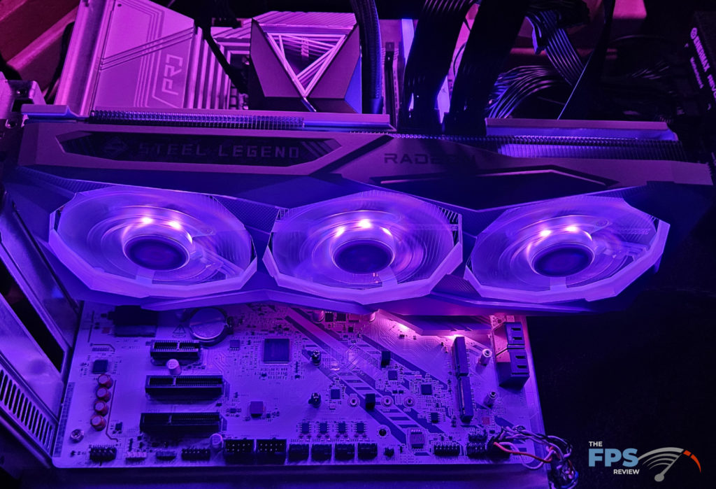 ASRock Z890 Pro RS WiFi White motherboard: lights-3