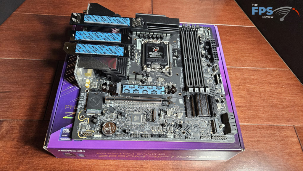 ASRock Phantom Gaming Z890M WiFi: heatsinks off
