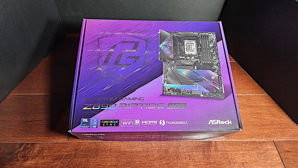 ASRock Phantom Gaming Z890 RIPTIDE WiFi: box
