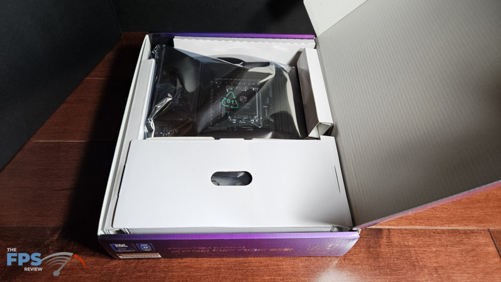 ASRock Phantom Gaming Z890 RIPTIDE WiFi: open box