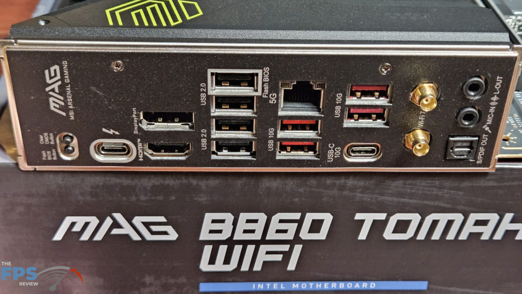 MSI MAG B860 TOMAHAWK WiFi : rear I/O