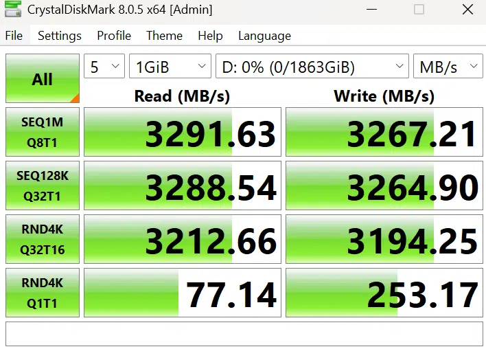 MSI MAG X870 TOMAHAWK WiFi motherboard: crystaldiskmark