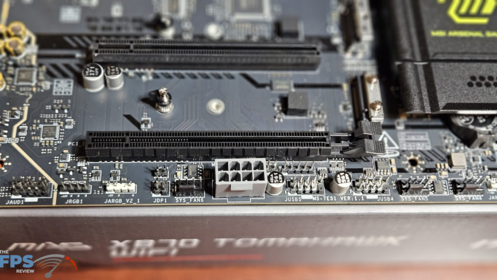 MSI MAG X870 TOMAHAWK WiFi :AUX PCIe power