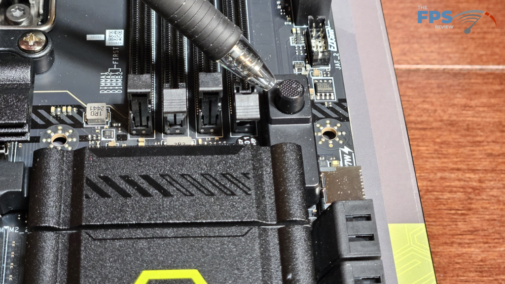 MSI MAG X870E TOMAHAWK WiFi motherboard: PCIe EZ release