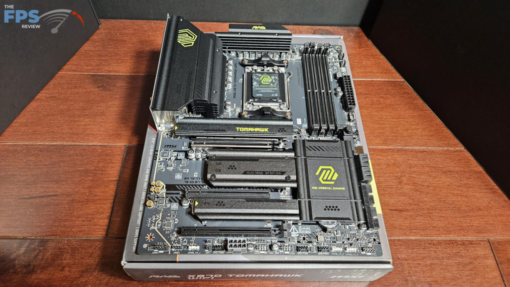 MSI MAG X870 TOMAHAWK WiFi :full board