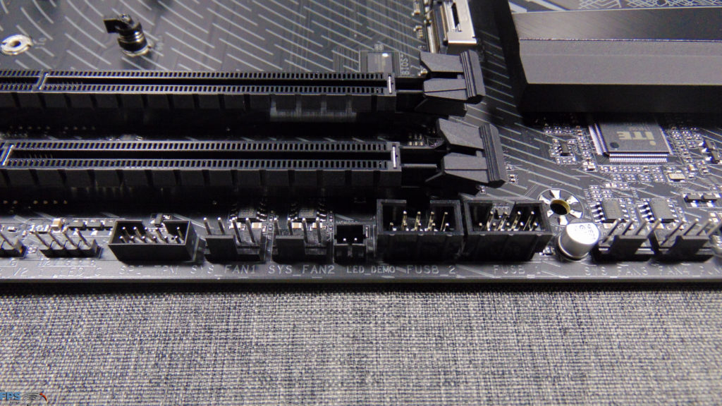 GIGABYTE B850 AORUS ELITE WIFI7 usb and fan headers