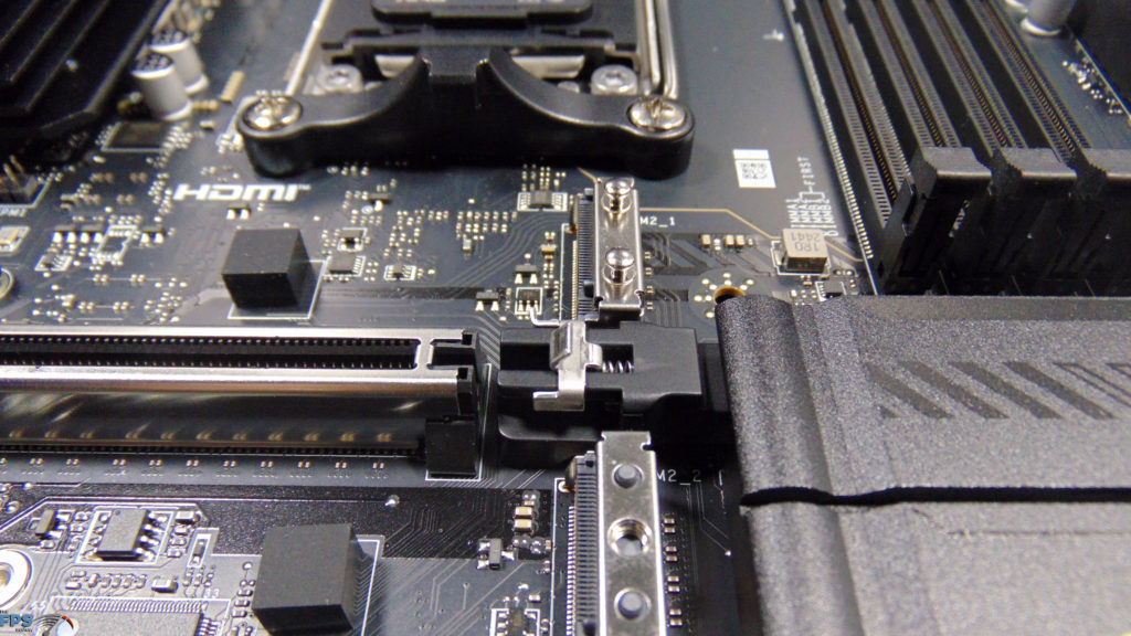 MSI MAG B850 TOMAHAWK MAX WIFI PCIe Graphics Slot EZ Release