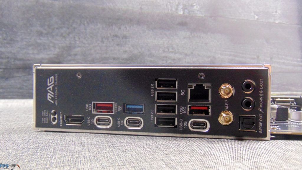 MSI MAG B850 TOMAHAWK MAX WIFI Rear I/O